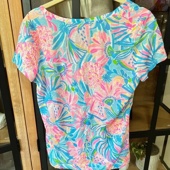 Lilly Pulitzer Rexa Tee Shirt Square neck Tropical Punch Pima short sleeve - Picture 3 of 7
